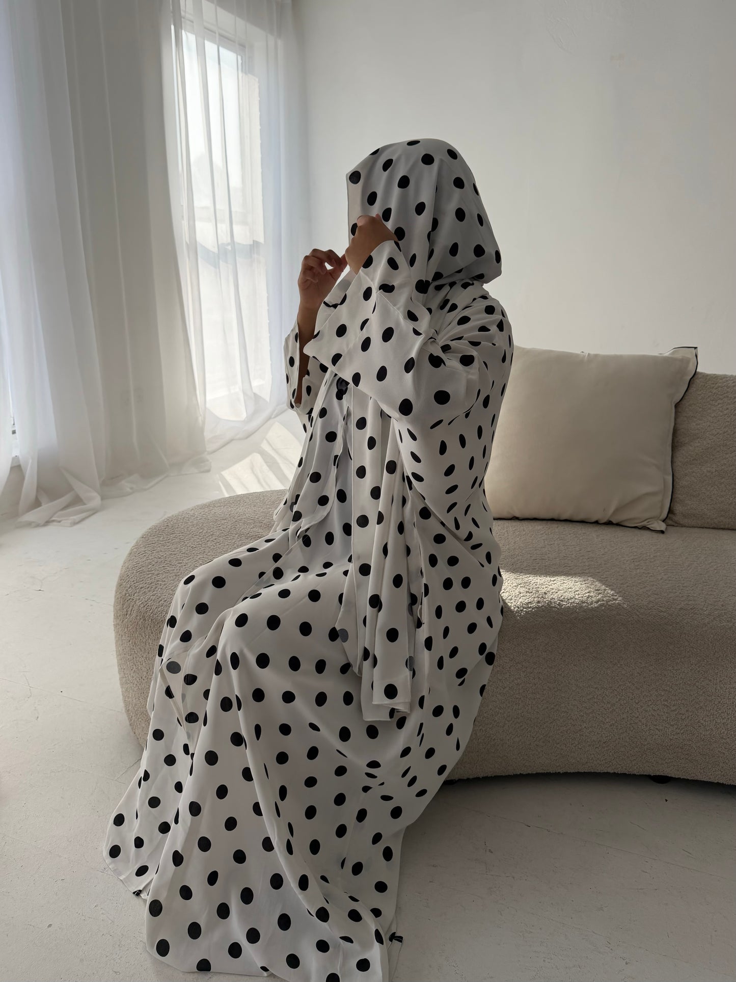 Layaana Abaya