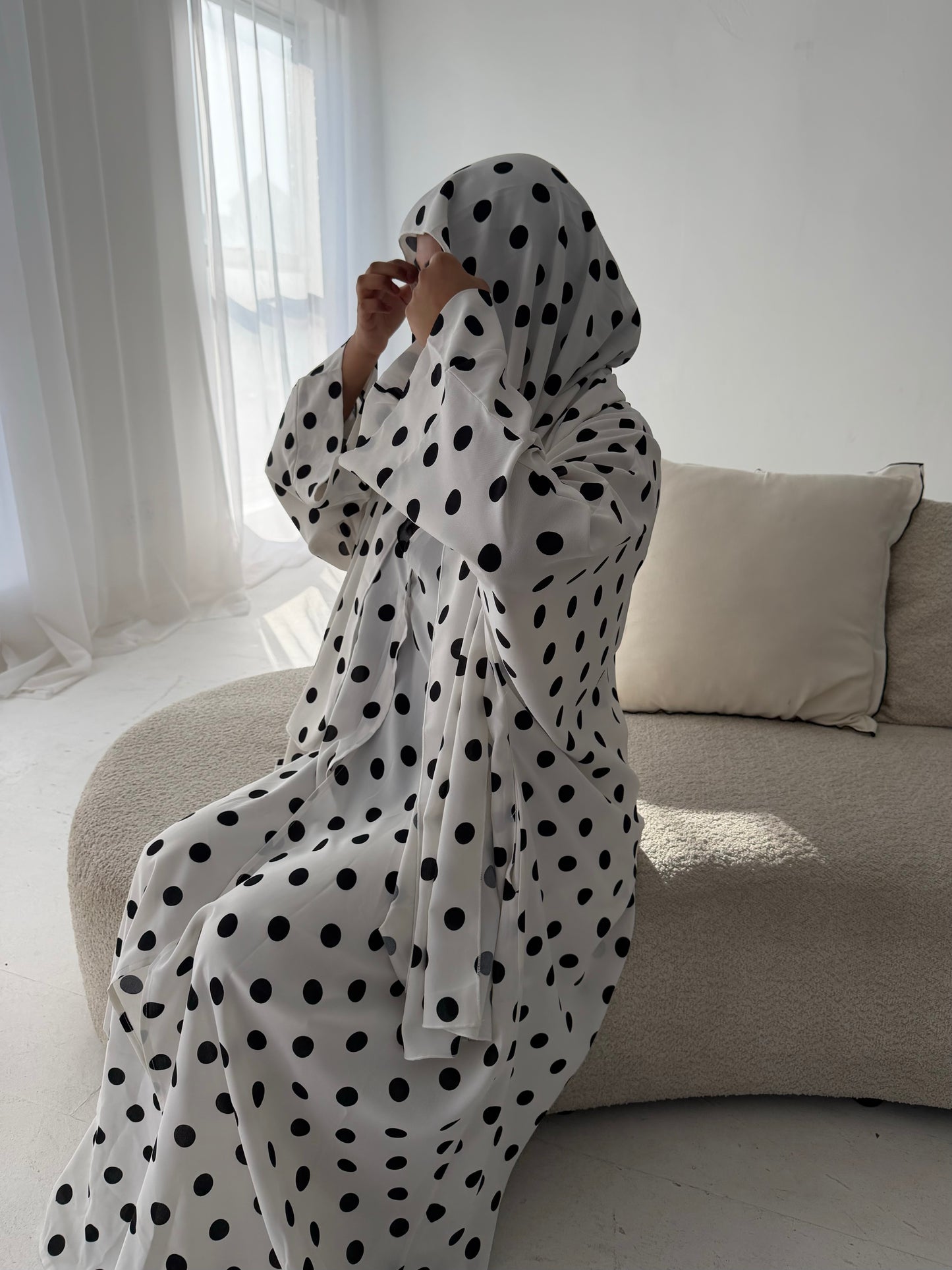 Layaana Abaya